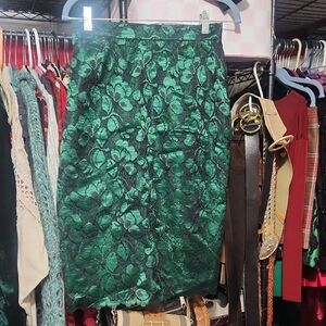 Holiday *  Floral Lace Pencil Skirt in emerald Green